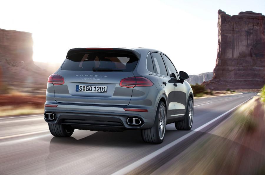  Porsche Cayenne Turbo 2014 года  (фото 2 из 6)